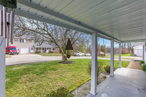 Exterior - 733 Walnut Dr, Logan, OH 43138 photo 5 of 30