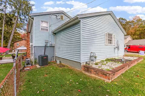 Exterior - 733 Walnut Dr, Logan, OH 43138 photo 30 of 30