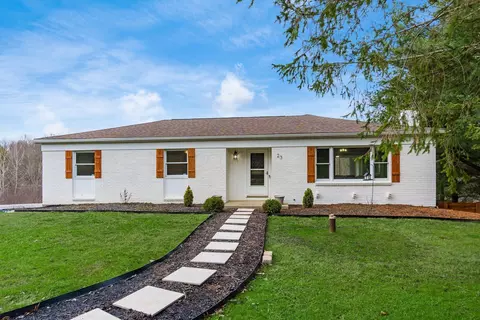 23 Woody Knoll Dr, Thornville, OH 43076