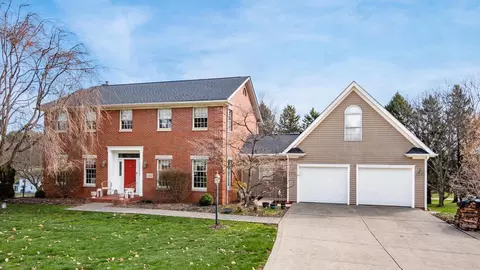 1826 Pleasantview Dr NE, Lancaster, OH 43130