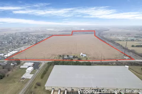 612 Tarlton Rd, Circleville, OH 43113