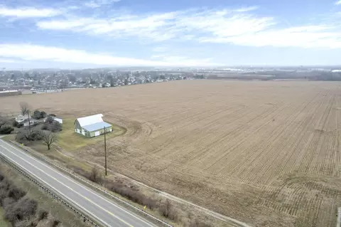 612 Tarlton Rd, Circleville, OH 43113 photo 8
