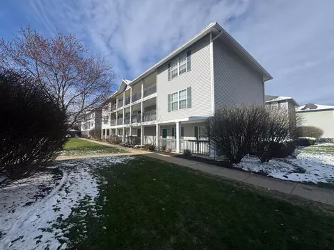 15 S Shafer Dr #510ST, Athens, OH 45701