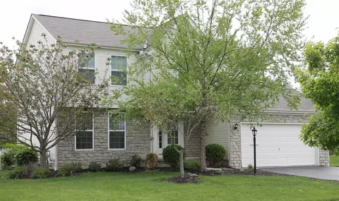 5690 Coneflower Dr, Grove City, OH 43123