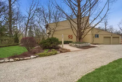 93 Forest Ridge Ct, Columbus, OH 43235