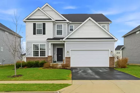 749 Peacock Dr, Sunbury, OH 43074