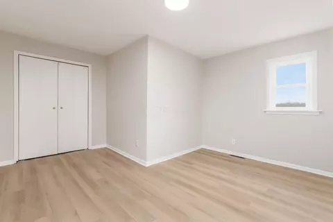 Bedroom - 528 E Ohio St, Circleville, OH 43113 photo 1 of 5