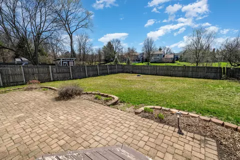 Exterior - 1729 Laredo Ct, Powell, OH 43065 photo 7 of 10