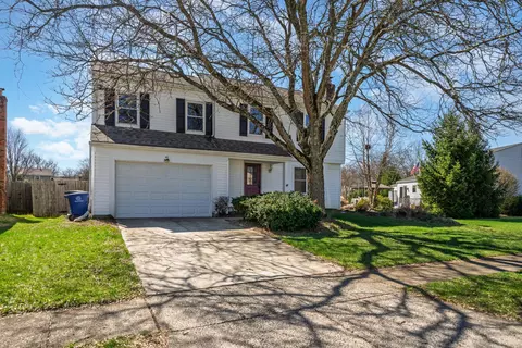 Exterior - 1729 Laredo Ct, Powell, OH 43065 photo 2 of 10