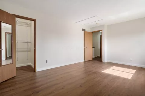 Bedroom - 1729 Laredo Ct, Powell, OH 43065 photo 2 of 2