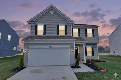 39 Thoreau Dr, Ashville, OH 43103