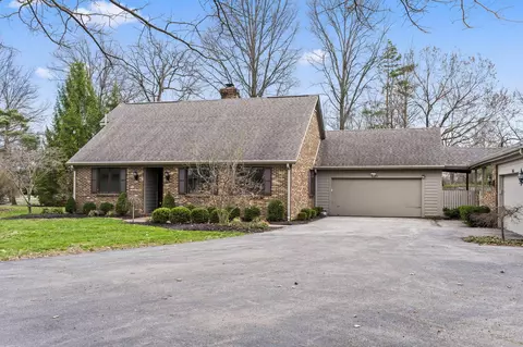 8639 Craigston Ct, Dublin, OH 43017