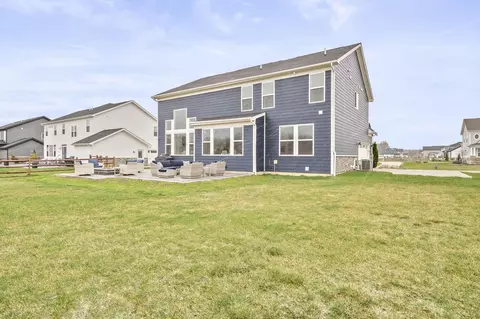 Exterior - 3780 Aviary Loop, Hilliard, OH 43026 photo 22 of 27