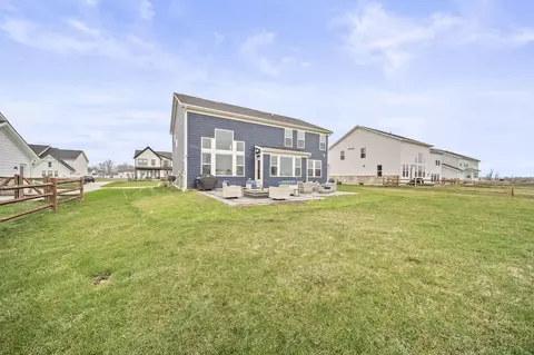 Exterior - 3780 Aviary Loop, Hilliard, OH 43026 photo 17 of 27