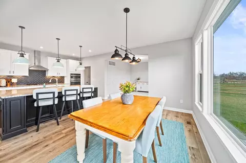 Dining - 3780 Aviary Loop, Hilliard, OH 43026 photo 2 of 7