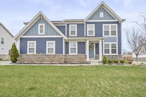 Exterior - 3780 Aviary Loop, Hilliard, OH 43026 photo 3 of 27
