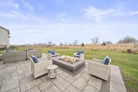 Exterior - 3780 Aviary Loop, Hilliard, OH 43026 photo 6 of 27