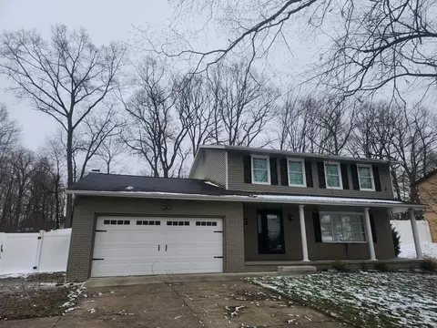 2365 Sesame St NW, Mogadore, OH 44260