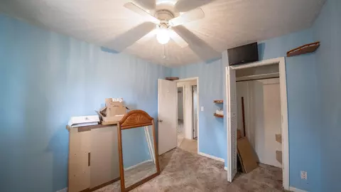 Bedroom - 426 Moore Ave, Bellevue, OH 44811 photo 3 of 7