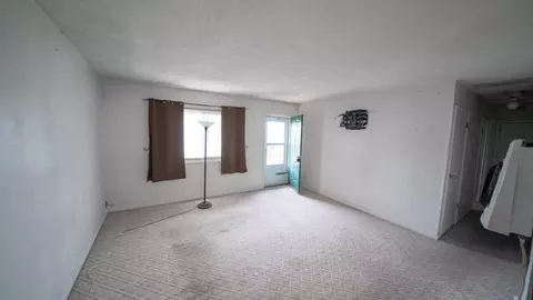 Living - 426 Moore Ave, Bellevue, OH 44811 photo 1 of 3