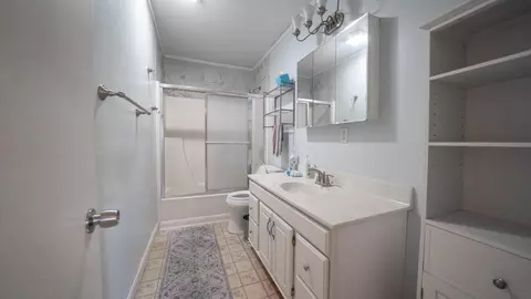 Bath - 426 Moore Ave, Bellevue, OH 44811 photo 1 of 3