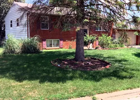 2870 Chesfield Dr, Columbus, OH 43204