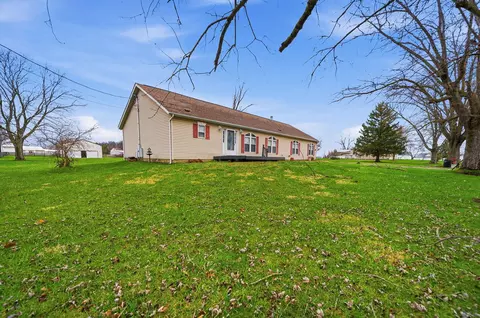 6118 North Rd, West Jefferson, OH 43162
