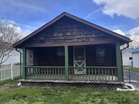 1288 Hart Rd, Columbus, OH 43223