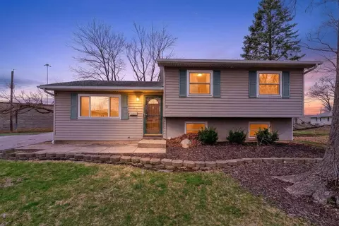 730 Penny Ct, Gahanna, OH 43230
