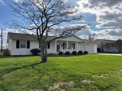 87 Brenton Dr, Newark, OH 43055