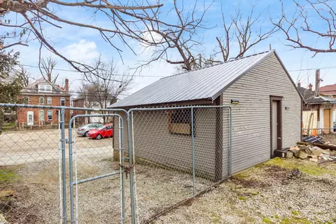 Exterior - 369 E 15th Ave, Columbus, OH 43201 photo 6 of 8