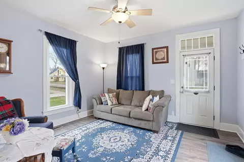 Living - 406 North St, Prospect, OH 43342 photo 1 of 3