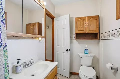 Bath - 406 North St, Prospect, OH 43342 photo 2 of 2