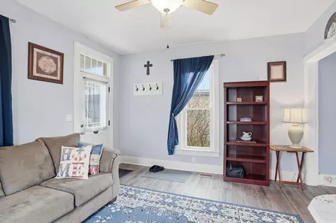 Entry Way - 406 North St, Prospect, OH 43342 photo 1 of 3