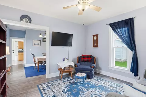 Living - 406 North St, Prospect, OH 43342 photo 2 of 3
