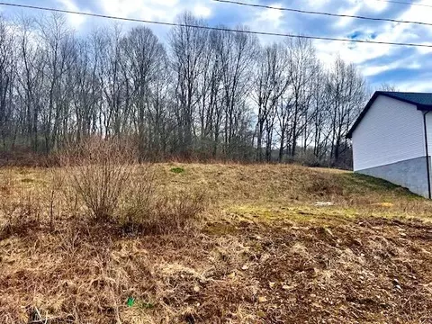 636 Terrace Ridge Dr, Howard, OH 43028