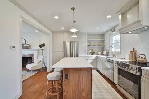 575 Acton Rd, Columbus, OH 43214
