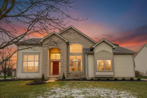 3621 Mead Dr, Powell, OH 43065