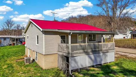 Exterior - 54 2nd St, Coalton, OH 45621 photo 2 of 8