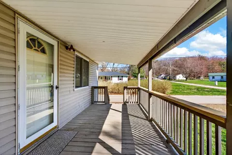 Exterior - 54 2nd St, Coalton, OH 45621 photo 6 of 8