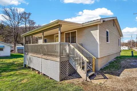 Exterior - 54 2nd St, Coalton, OH 45621 photo 4 of 8