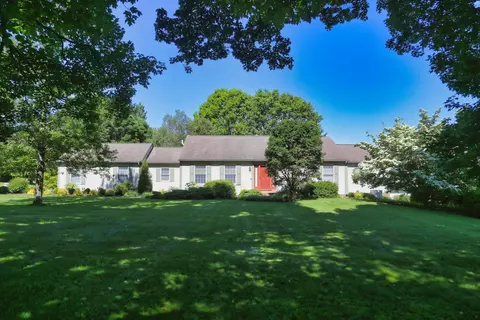 13399 Old Mansfield Rd, Mount Vernon, OH 43050