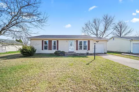 281 Woodsview Dr, Jeffersonville, OH 43128