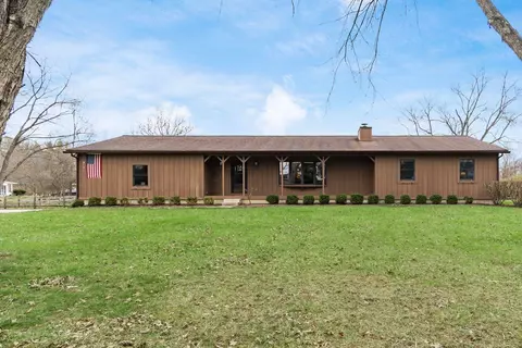 7576 Lee Rd, Westerville, OH 43081