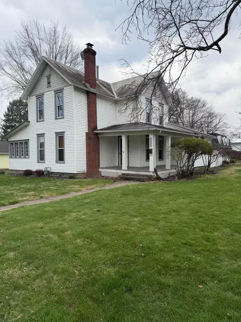525 N 12th St, Newark, OH 43055