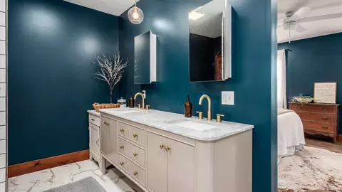 Bath - 2910 Slack Rd, Mount Perry, OH 43760 photo 2 of 6