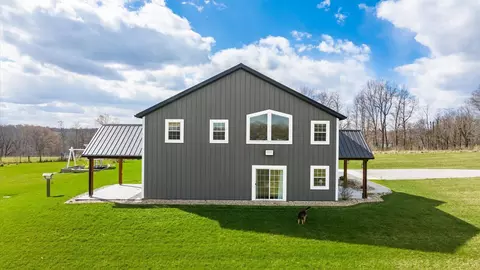 Exterior - 2910 Slack Rd, Mount Perry, OH 43760 photo 10 of 10