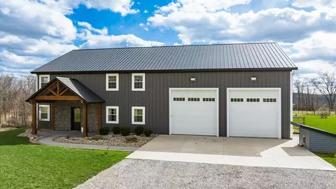 Exterior - 2910 Slack Rd, Mount Perry, OH 43760 photo 3 of 10