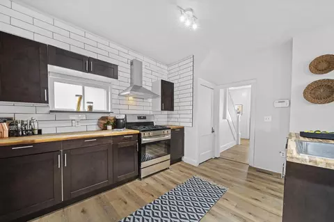 Kitchen - 796 E 4th Ave, Columbus, OH 43201 photo 3 of 4