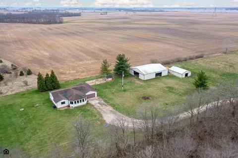 9161 Cochran Rd, Williamsport, OH 43164